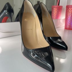 ICONIC Kate Christian Louboutin Sz-38 1/2! 
