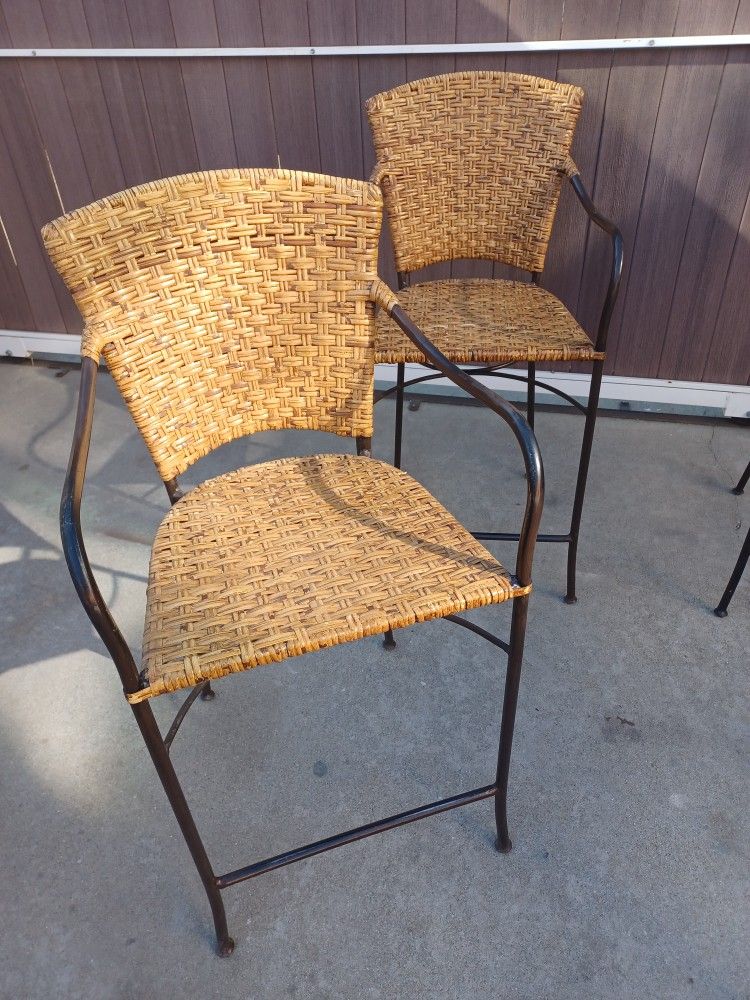 Vintage Crate & Barrel Woven Rattan Counter Bar/stool