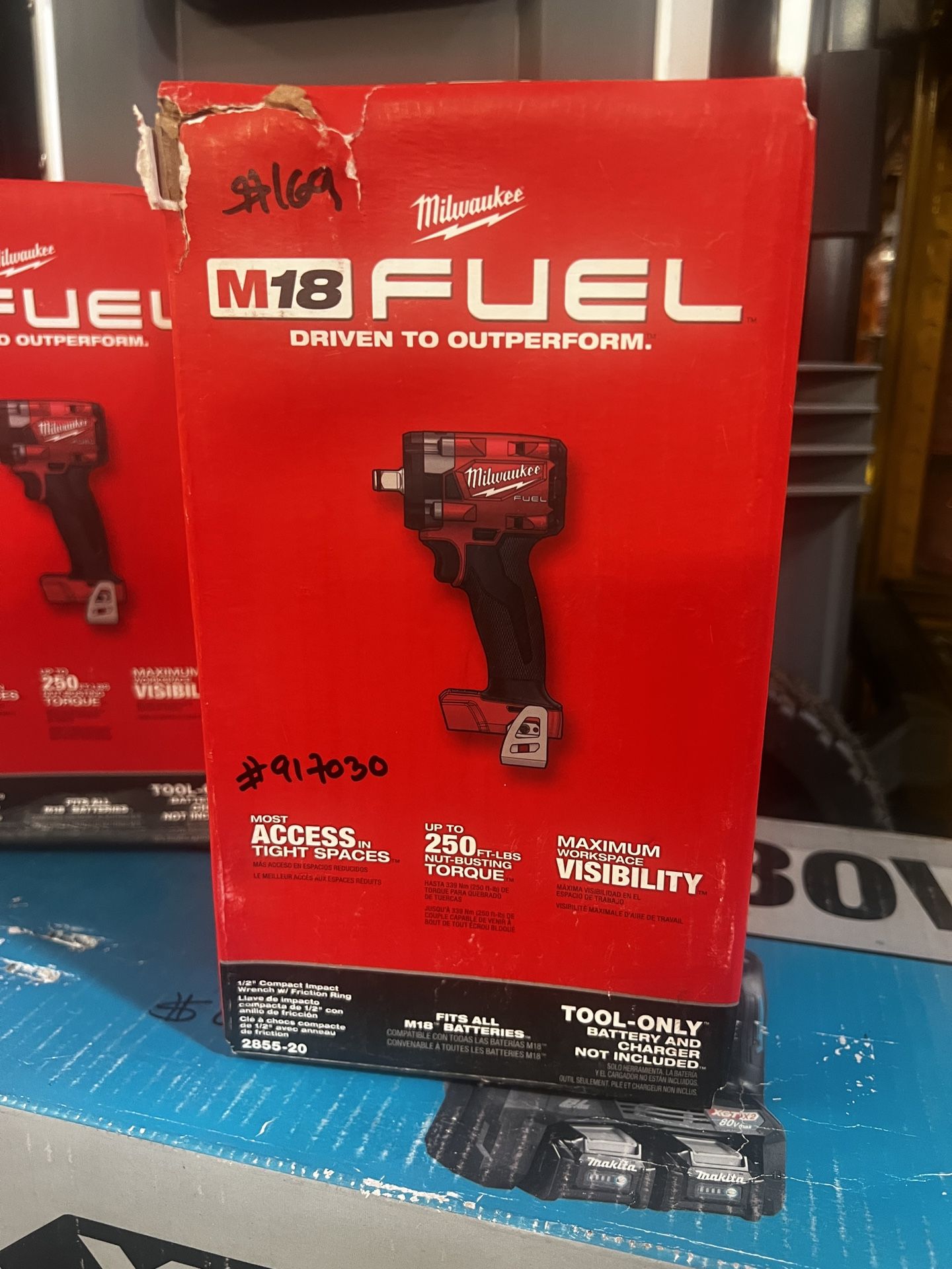Milwaukee M18 Fuel 1/2” Compact Impact Wrench Woth Friction Ring