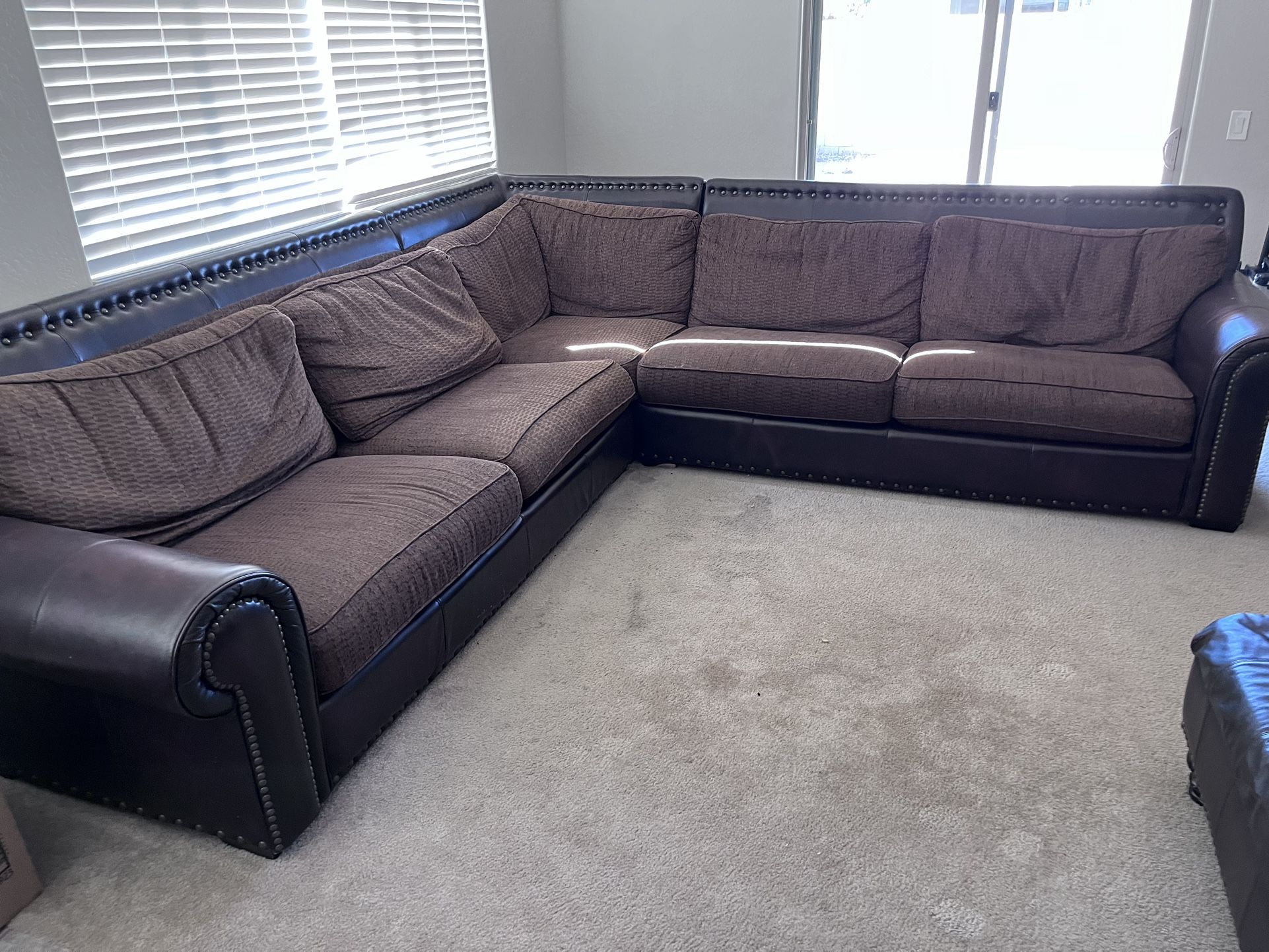 FREE High quality sectional