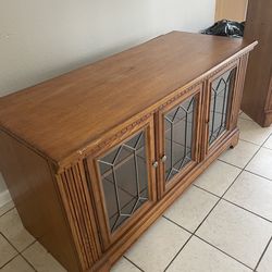 TV  CONSOLE