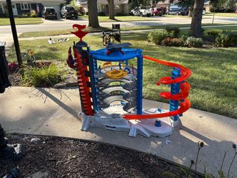 Hot Wheels Ultimate Garage