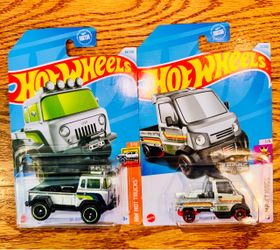 Hot Wheels Zamac Die-Cast Cars Set of 2