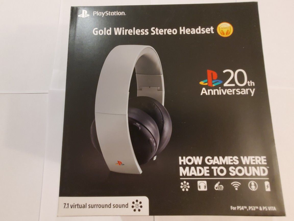 PlayStation Gold Wireless Stereo Headset- 20th Anniversary.