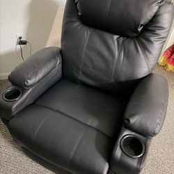 Recliner $300
