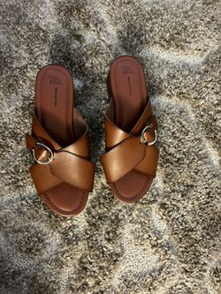 Women’s Shoe