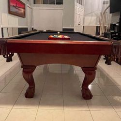 Pool Table 8ft( Free Delivery & Set Up & New Color Felt Of Your Choice )