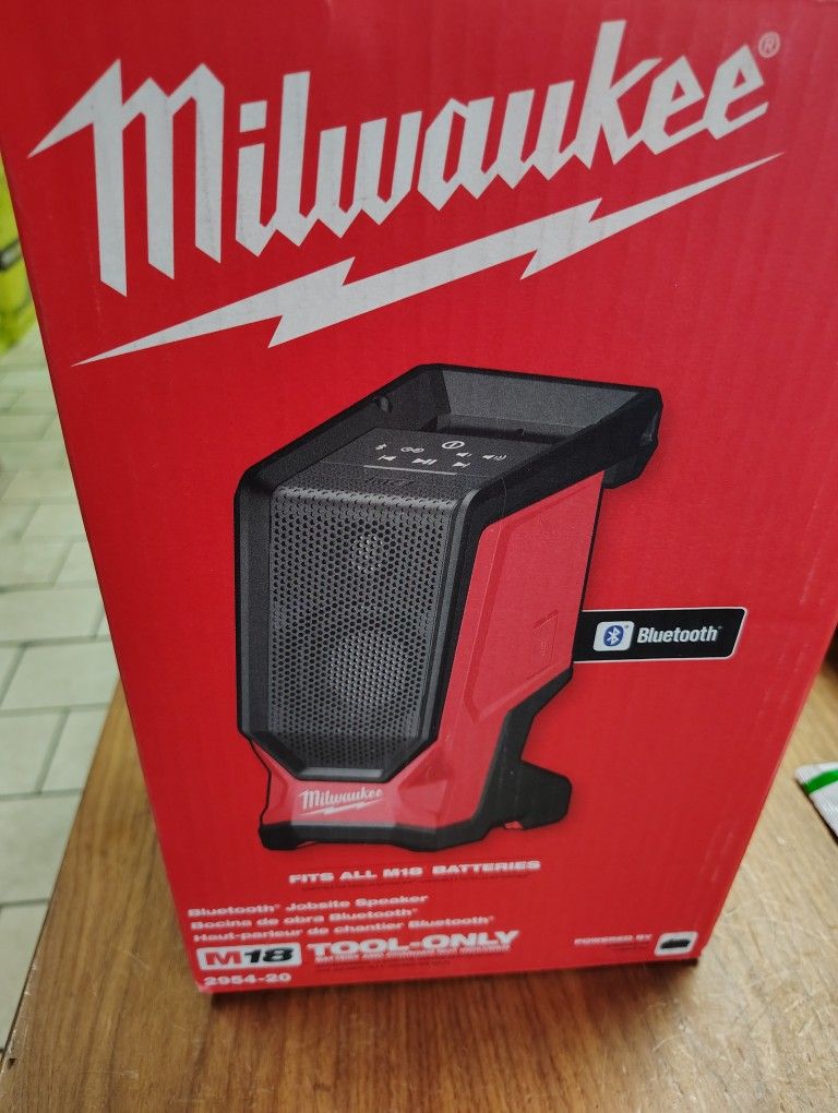 Milwaukee Bluetooth Speaker