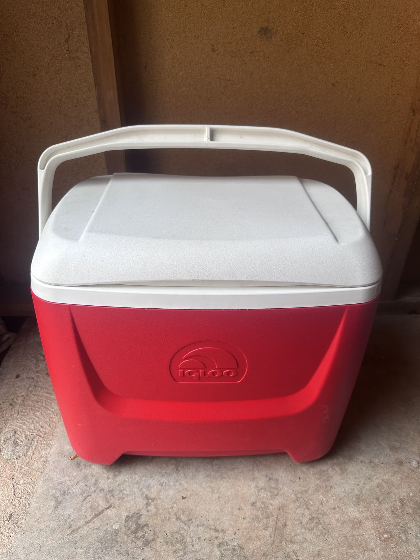 Classic Red Igloo Cooler