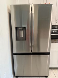 Samsung Stainless Steel French Door Refrigerator with Bottom Freezer & Water/Ice Dispenser