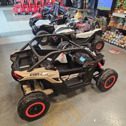 48v 48volt 48volt batteries canam maverick kid car carro de niño can-am 2 24v Remote control leather seats shocks soft tires screen for videos 4x4 led