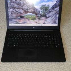 Hp Laptop 15" Windows 11 Dvd Webcam Amd. 8gb 500hd