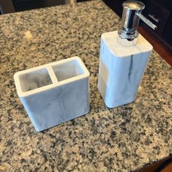 Soap Dispenser And Toothbrush Holder Set