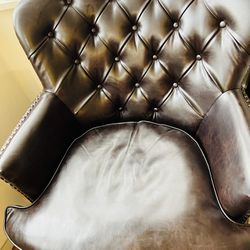 Leather Arm Chairs With Ottoman 