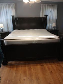 King size bed with mattress