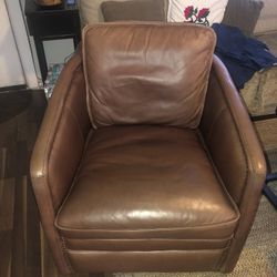 Leather Swivel Chair 