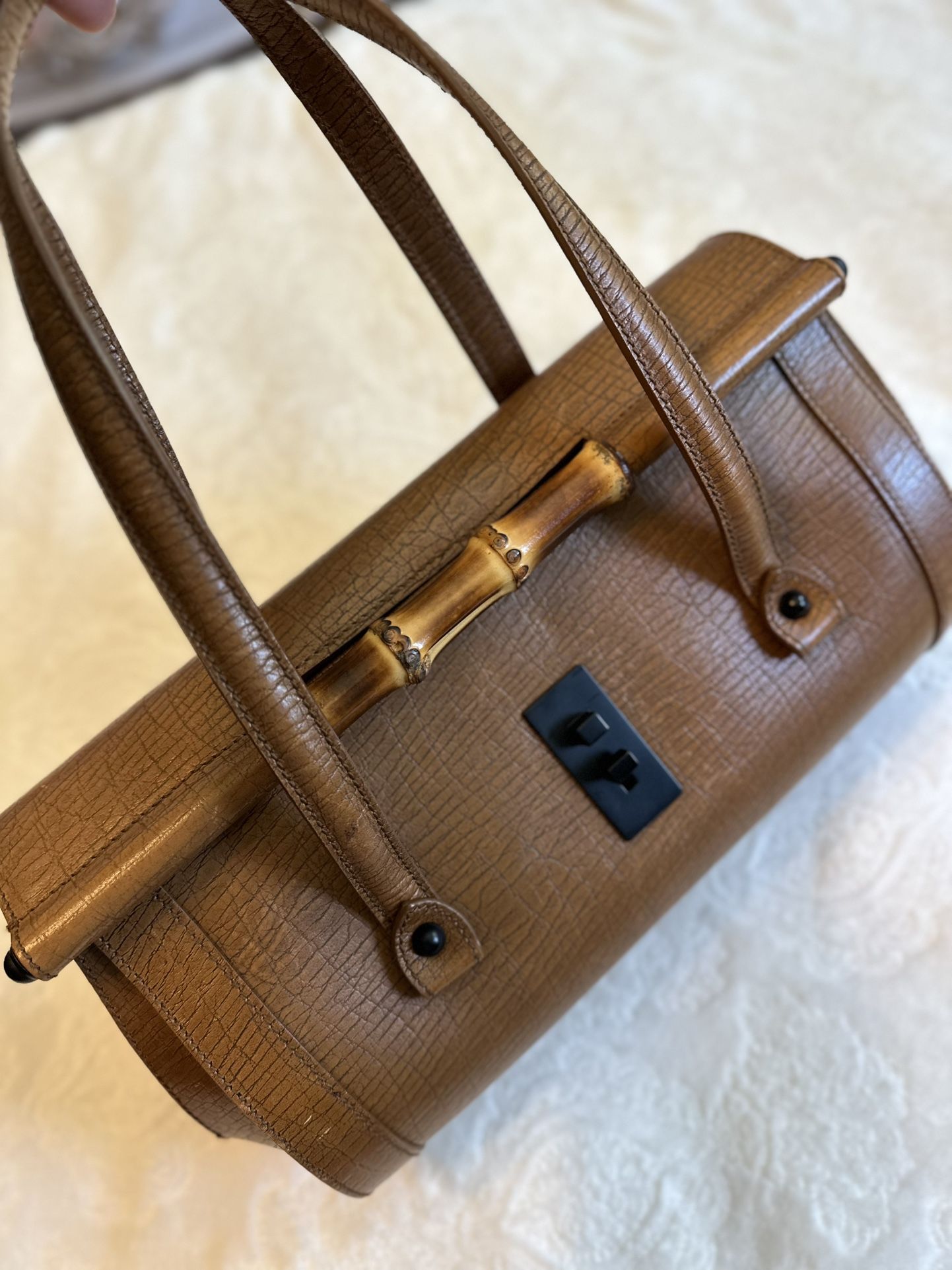 RARE VINTAGE GENUINE GUCCI DOCTOR STYLE HAND BAG