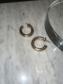 Gold Hoop earrings 