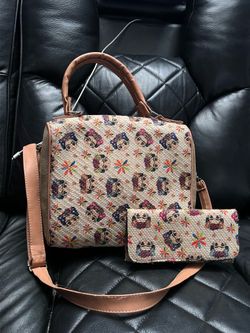 Tote bag