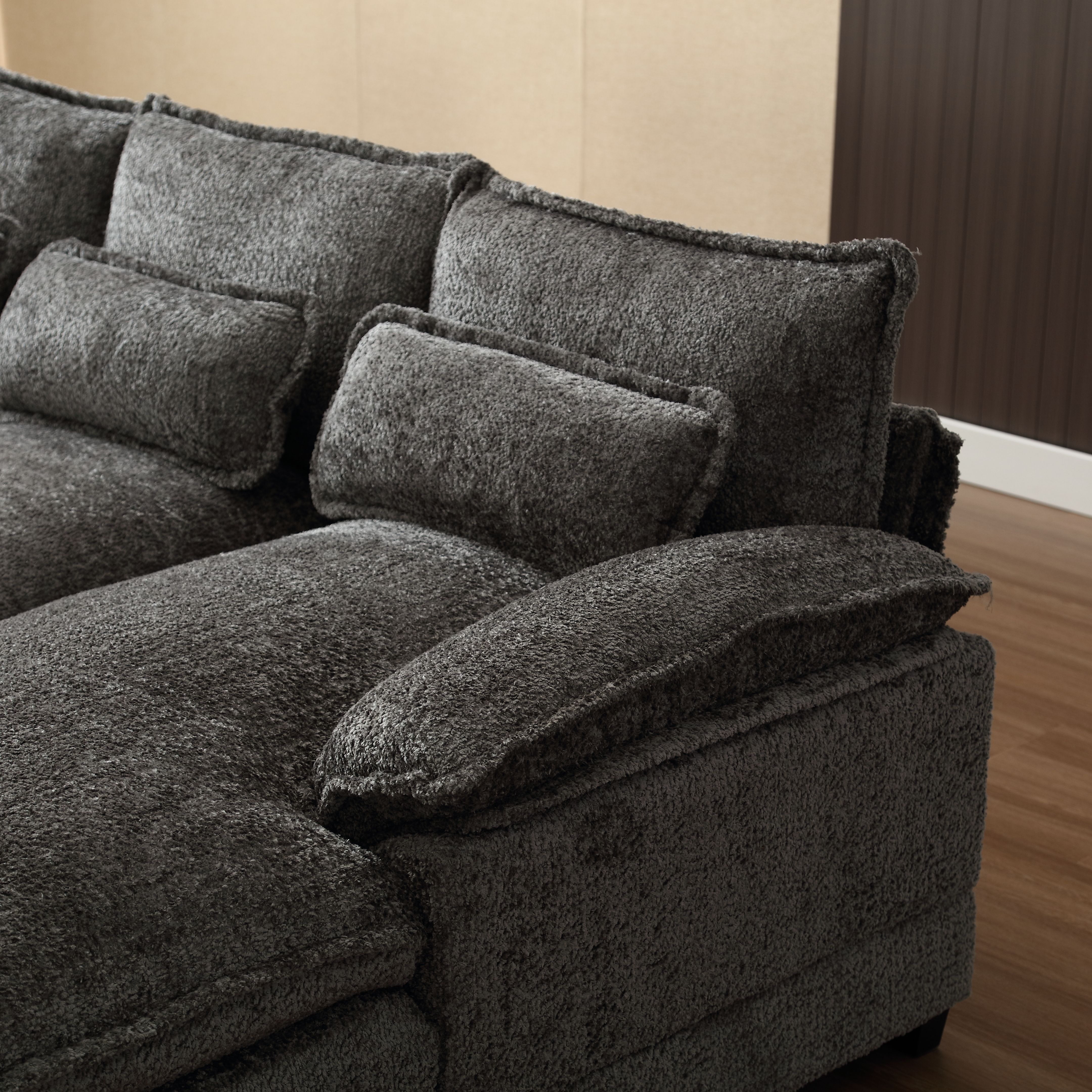 Modern Charcoal Gray Sectional Sofa – L-Shaped Couch with Chaise