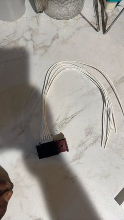 GM GAS PEDAL  PIN TAIL  ADAPTER