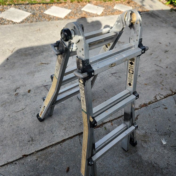 Gorilla Ladder 4 In 1 Heavy Duty 14ft, 300lbs, Multi Combination Foldable Ladder Like New Great Condition!