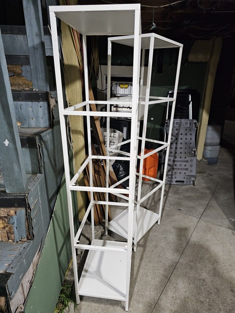 Ikea Glas Shelves