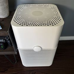 LIKE NEW - BLUE - AIR FILTER LARGE