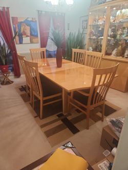 Dinette Set with China Cabinet