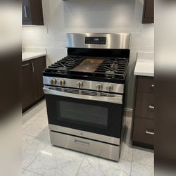 Stove – Roosevelt, NY