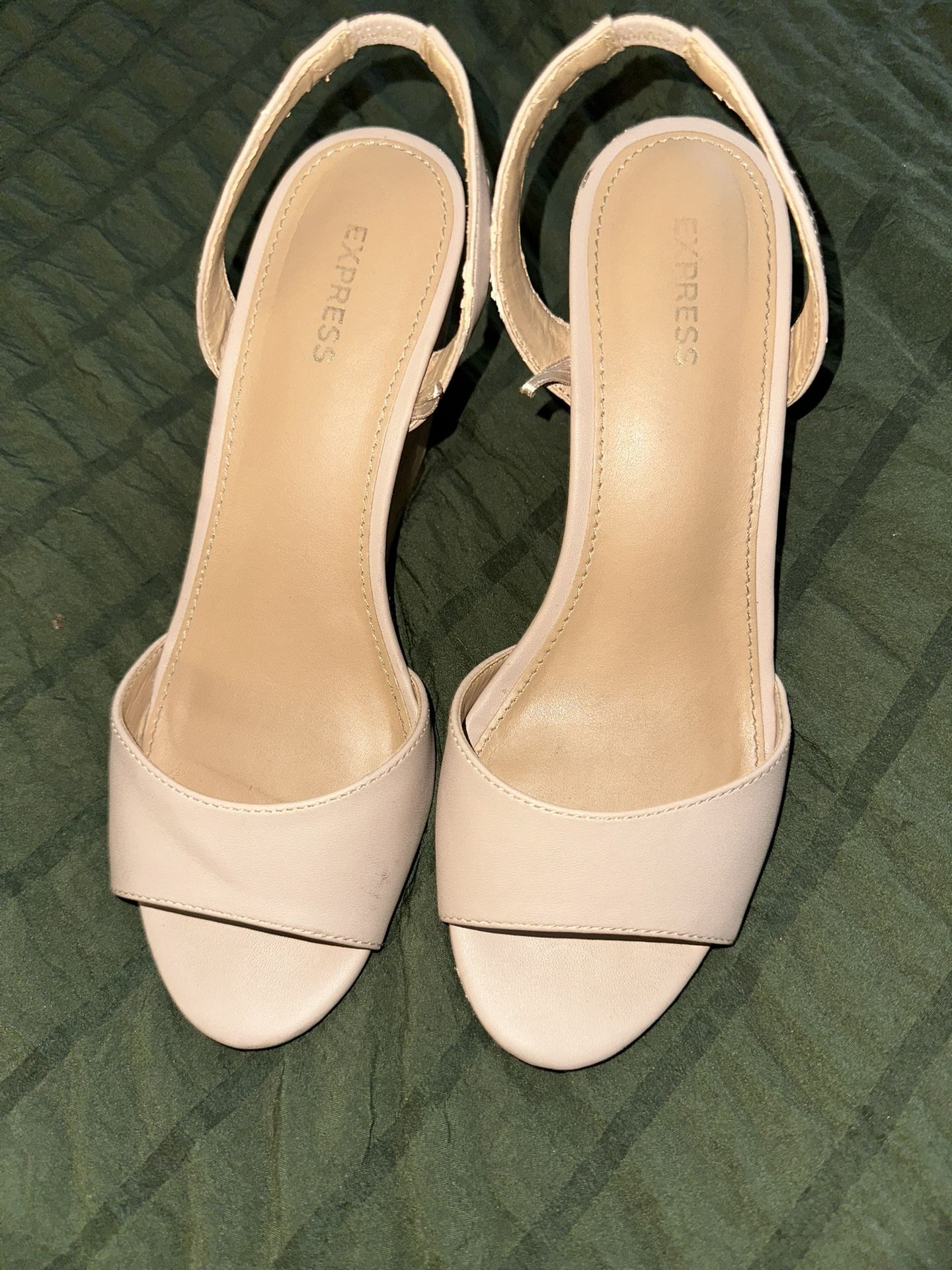 Express Heels Size 7