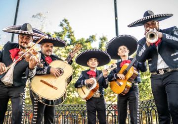 Mariachi Fortaleza suits