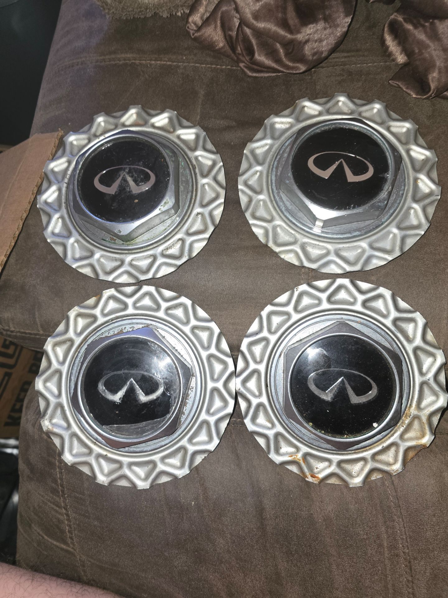 Rim caps for 2005 Nissan Q45 luxury model