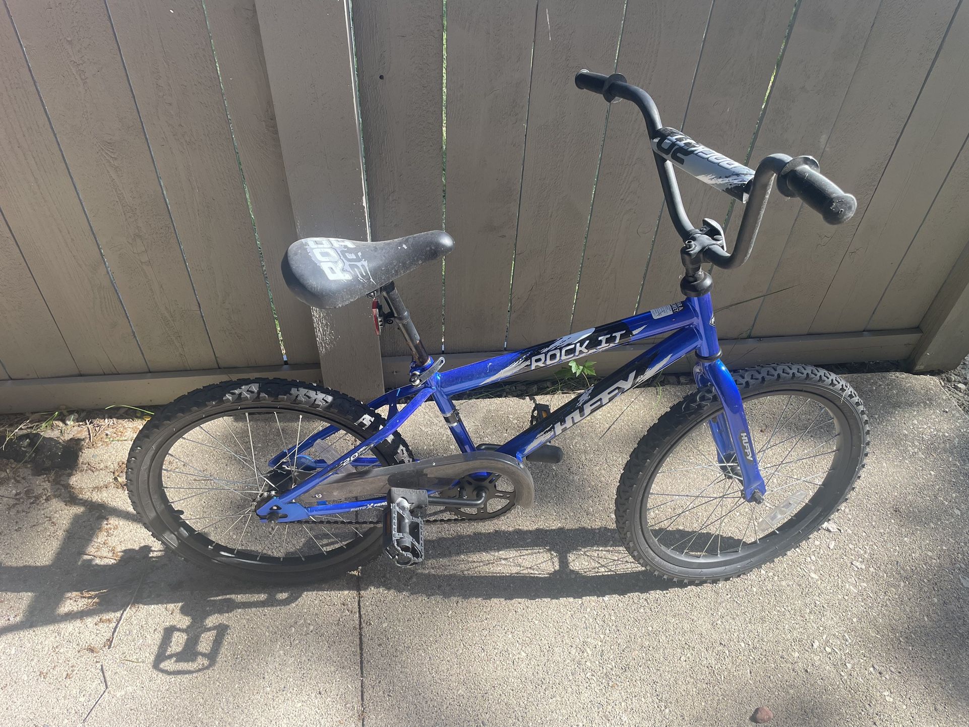 Huffy 20-inch Rock It Kids Bike for Boys Ages 5 and Up - Royal Blue Used Summer Fun