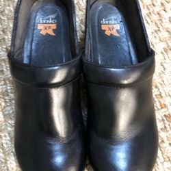 Dansko XP Professional Black Leather Clogs EU 42
