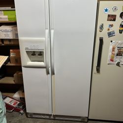 Kenmore Goldspot Fridge