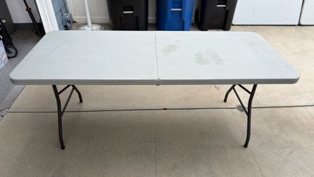 6 foot folding table