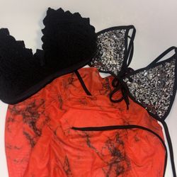 SHEIN Bikini Tops And Cover Up Skirt