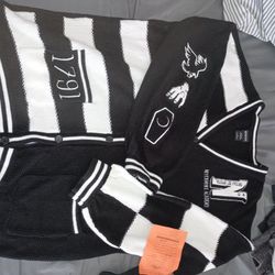 Wednesday Nevermore Academy Xtreme Slouchy Cardigan Size:  2