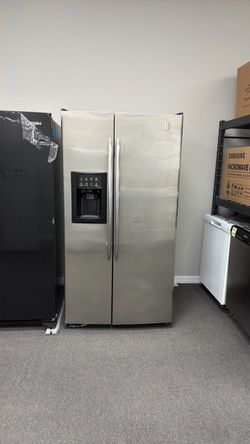 Refrigerator Side by Side