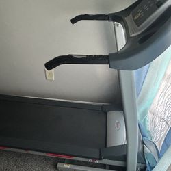 Sunny Health And Fitness Treadmill
