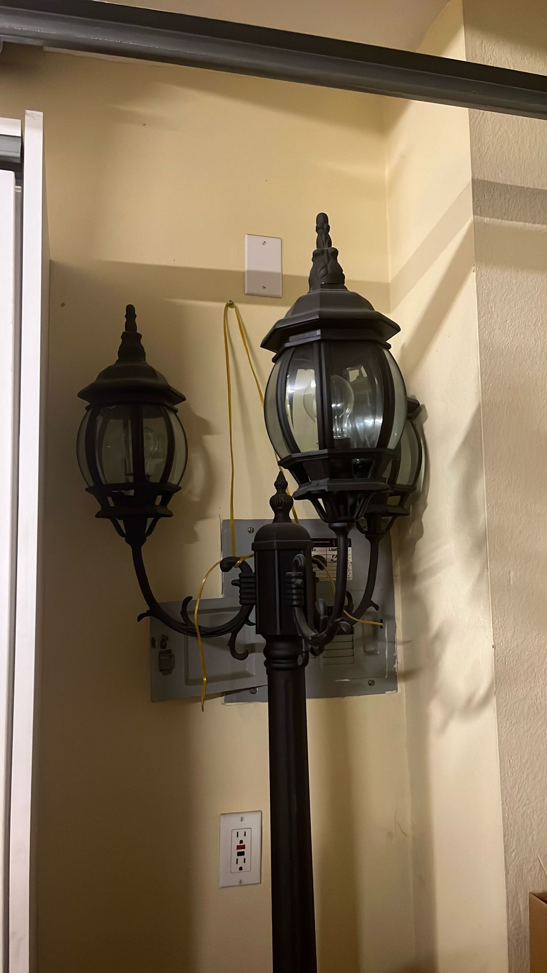 3 Light Black Cast Aluminum Outdoor Lamp Post