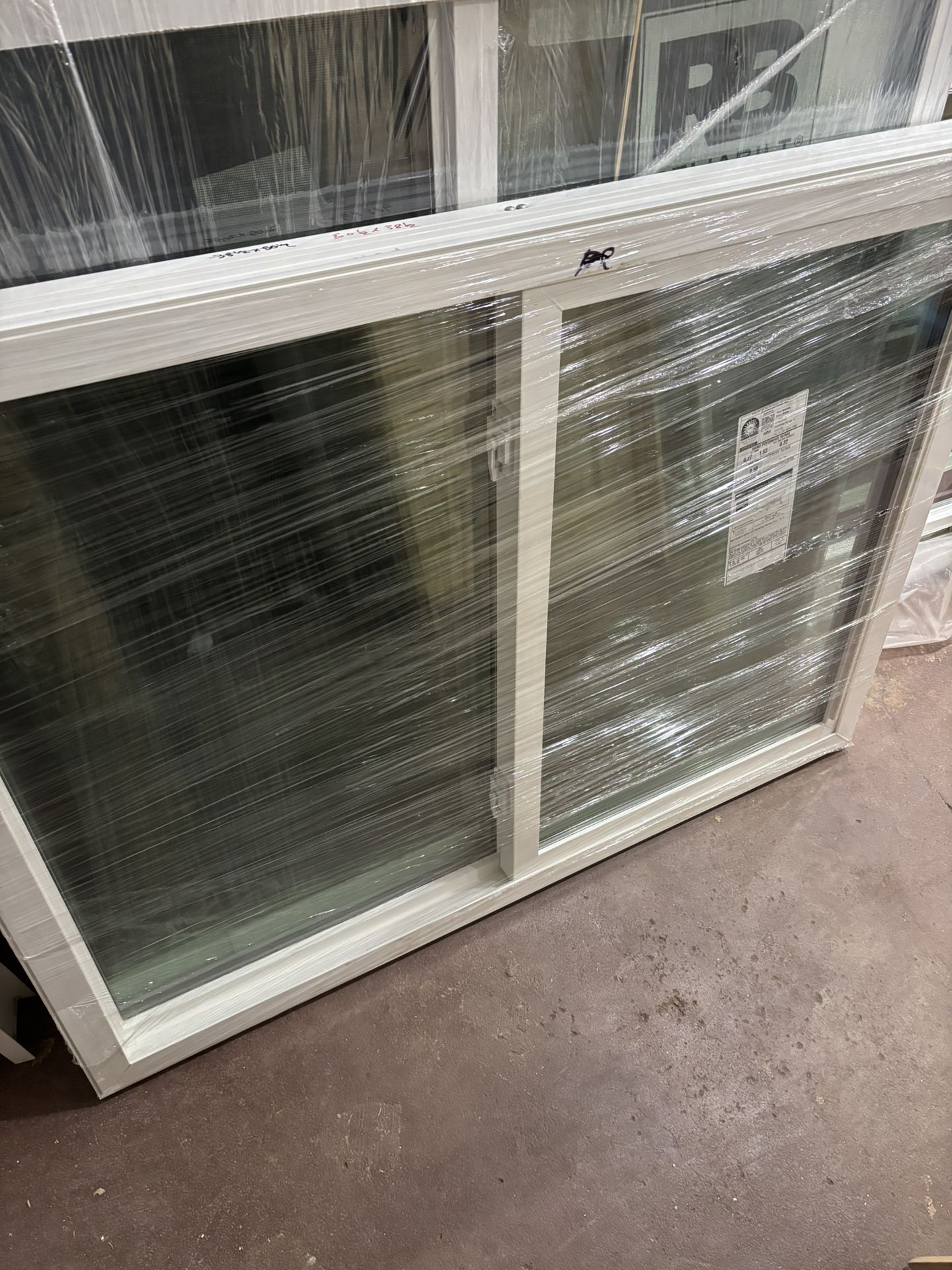 50-1/2x45-1/2 H Pella 250