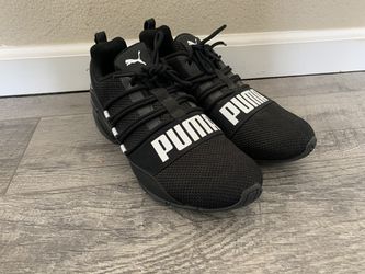 Puma men’s shoes size 10