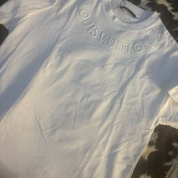 Louis Vuitton Brand New T-Shirt Size Medium Oversized