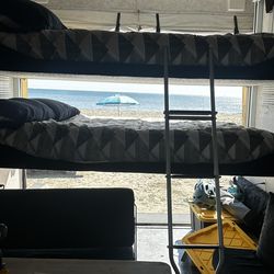 2005 Forest River 26’ Sandpiper Toyhauler