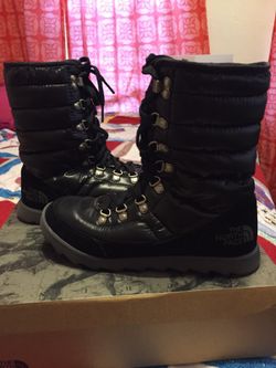 The North Face women Thermoball boots