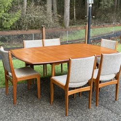 Danish Modern Teak Dining Table & Chairs