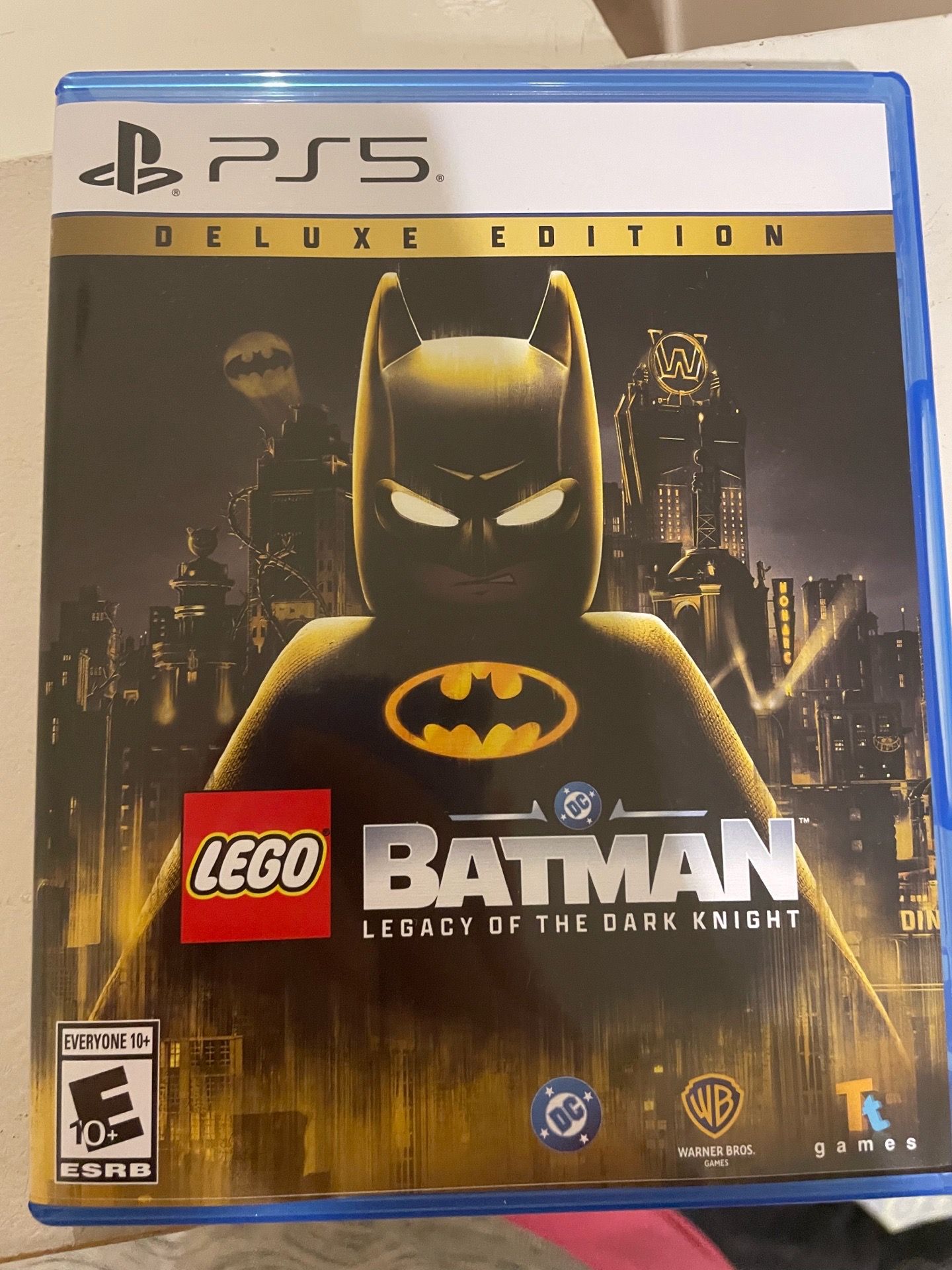 Lego Batman Legacy of the Dark Knight deluxe edition