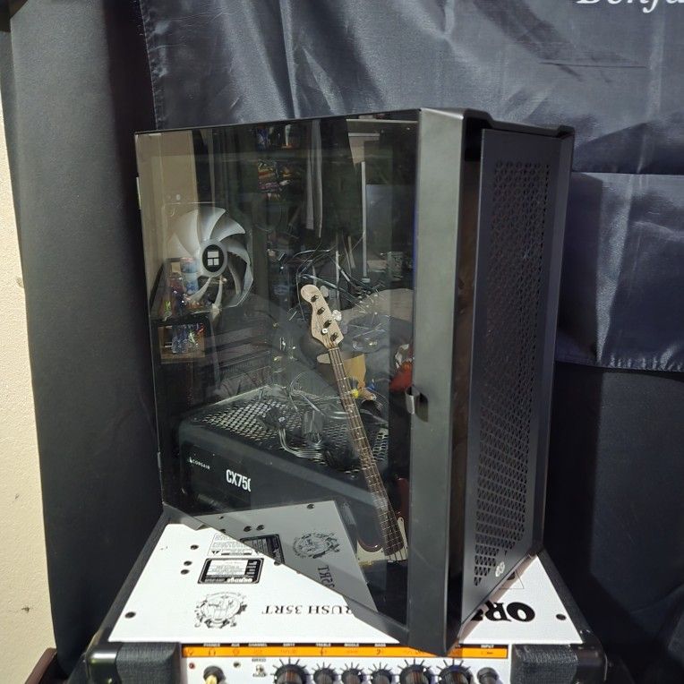Micro ATX Corsair 4000D Clone Case With Corsair CX750M Power Supply